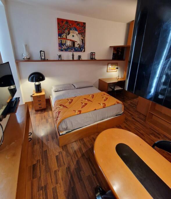 Osti 3 Beautifully Furnished Lägenhet Milano Exteriör bild